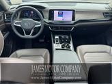 Thumbnail of 2024 Opal White Pearl Effect Volkswagen Atlas