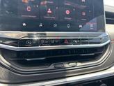Thumbnail of 2024 Diamond Black Crystal Pearlcoat Jeep Compass