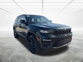 Thumbnail of 2025 Diamond Black Crystal Pearlcoat Jeep Grand Cherokee