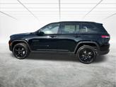 Thumbnail of 2025 Diamond Black Crystal Pearlcoat Jeep Grand Cherokee