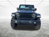 Thumbnail of 2025 Granite Crystal Metallic Clearcoat Jeep Wrangler