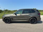 Thumbnail of 2026 Manhattan Green Metallic BMW X5