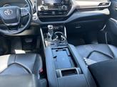 Thumbnail of 2021 Silver Toyota Highlander