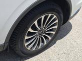 Thumbnail of 2020 White Metallic Lincoln Aviator