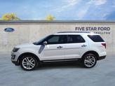 Thumbnail of 2017 White Platinum Metallic Tri-Coat Ford Explorer