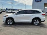 Thumbnail of 2019 Blizzard Pearl Toyota Highlander Hybrid