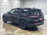 Thumbnail of 2024 Diamond Black Crystal Pearlcoat Jeep Grand Cherokee L