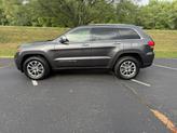 Thumbnail of 2016 Gray Jeep Grand Cherokee