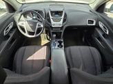 Thumbnail of 2017 Iridescent Pearl Tricoat Chevrolet Equinox