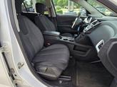 Thumbnail of 2017 Iridescent Pearl Tricoat Chevrolet Equinox