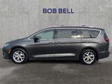 Thumbnail of 2019 Granite Crystal Metallic Clearcoat Chrysler Pacifica