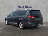 Thumbnail of 2019 Granite Crystal Metallic Clearcoat Chrysler Pacifica