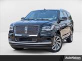 Photo of 2023 Infinite Black Metallic Clearcoat Lincoln Navigator