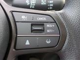Thumbnail of 2026 Pearl Honda HR-V