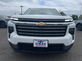 Thumbnail of 2025 Summit White Chevrolet Traverse