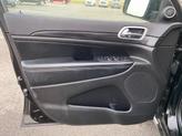 Thumbnail of 2020 Diamond Black Crystal Pearlcoat Jeep Grand Cherokee