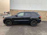 Thumbnail of 2020 Diamond Black Crystal Pearlcoat Jeep Grand Cherokee