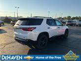 Thumbnail of 2023 Iridescent Pearl Tricoat Chevrolet Traverse