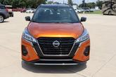 Thumbnail of 2024 Orange Metallic Nissan Kicks