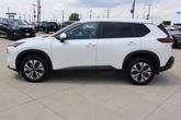Thumbnail of 2023 White Nissan Rogue