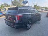 Thumbnail of 2022 AGATE BLACK METALLIC Ford Explorer