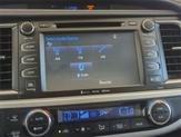 Thumbnail of 2016 White Toyota Highlander