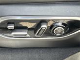Thumbnail of 2022 Diamond Black Crystal Pearlcoat Jeep Grand Cherokee