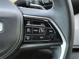 Thumbnail of 2022 Diamond Black Crystal Pearlcoat Jeep Grand Cherokee