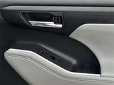 Thumbnail of 2022 Gray Toyota Highlander