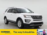 Photo of 2017 White Ford Explorer