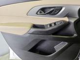 Thumbnail of 2022 White Chevrolet Traverse