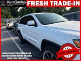 Thumbnail of 2019 Bright White Clearcoat Jeep Grand Cherokee
