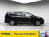 Thumbnail of 2019 Black Chrysler Pacifica