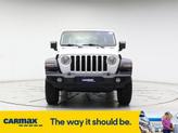 Thumbnail of 2020 White Jeep Gladiator
