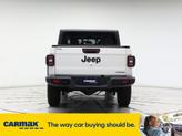 Thumbnail of 2020 White Jeep Gladiator