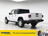 Thumbnail of 2022 White Jeep Gladiator