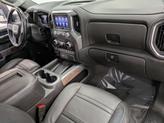 Thumbnail of 2022 Onyx Black GMC Sierra 2500