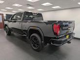 Thumbnail of 2022 Onyx Black GMC Sierra 2500