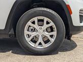 Thumbnail of 2023 Bright White Clearcoat Jeep Grand Cherokee