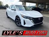 Photo of 2024 White Nissan Sentra