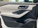 Thumbnail of 2022 White Nissan Rogue