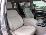Thumbnail of 2016 Silver Sky Metallic Toyota Highlander