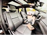 Thumbnail of 2018 Diamond Black Crystal Pearlcoat Jeep Grand Cherokee