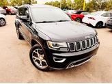 Photo of 2018 Diamond Black Crystal Pearlcoat Jeep Grand Cherokee