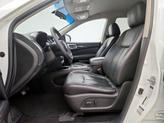 Thumbnail of 2014 White Nissan Pathfinder