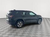 Thumbnail of 2026 Mosaic Black Metallic Chevrolet Equinox