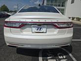 Thumbnail of 2018 White Platinum Tri-Coat Metallic Lincoln Continental