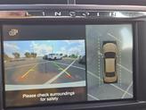 Thumbnail of 2018 White Platinum Tri-Coat Metallic Lincoln Continental