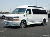 Thumbnail of 2018 Summit White GMC Savana 2500
