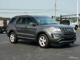 Thumbnail of 2017 Magnetic Metallic Ford Explorer